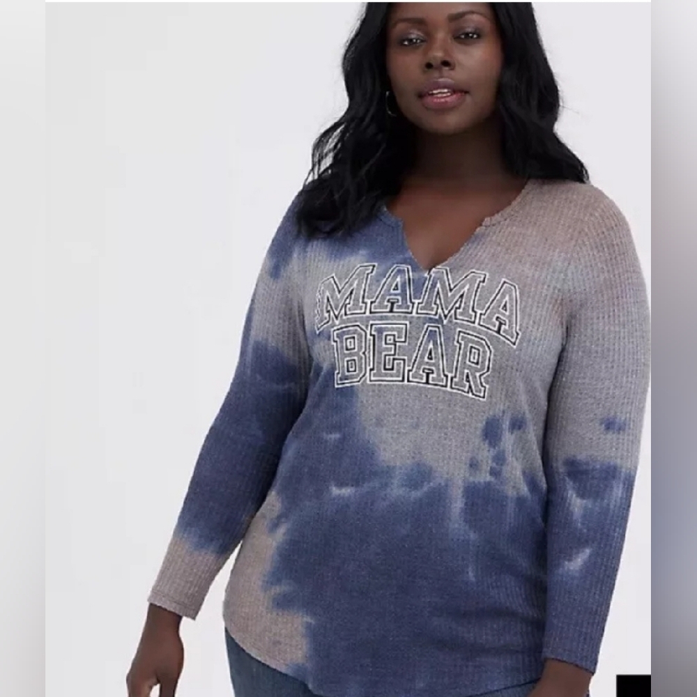 Torrid Gray and Cream V-Neck Long Sleeve Graphic Sweatshirt